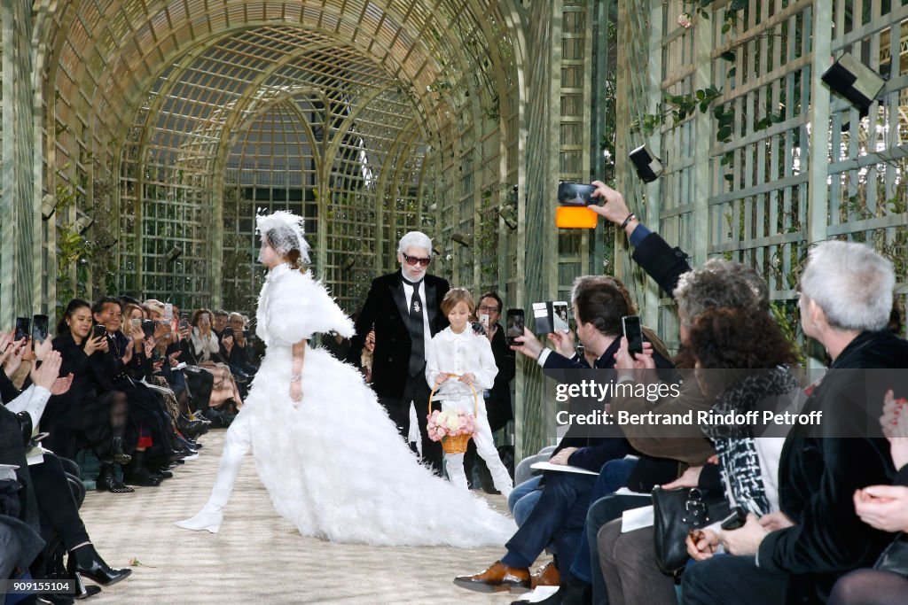 Chanel : Front Row - Paris Fashion Week - Haute Couture Spring Summer 2018
