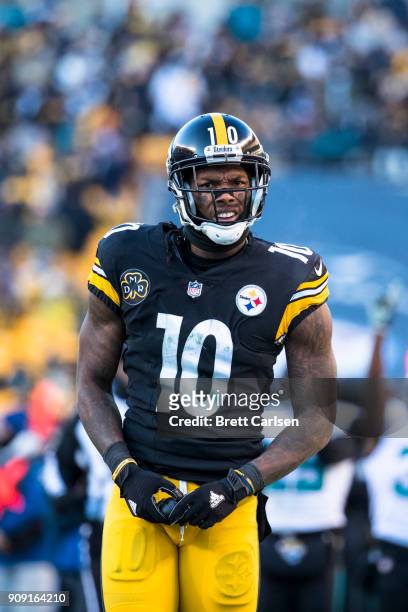 Martavis Bryant of the Pittsburgh Steelers reacts to a call during the second half of the AFC Divisional Playoff game against the Jacksonville...