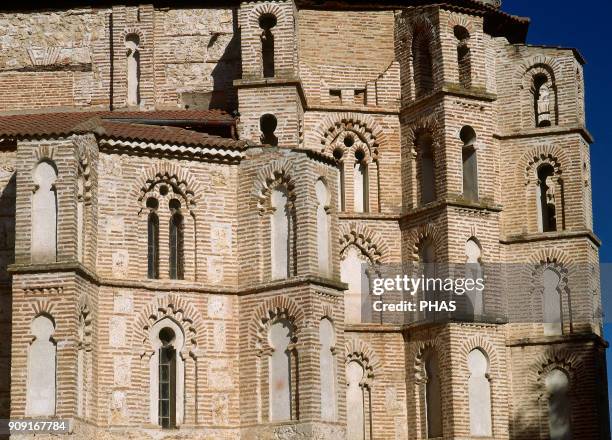 Peñafiel, province of Valladolid, Castile and Leon, Spain. San Pablo Monastery or Convent of San Pablo . Gothic-Mudejar apse, detail. 14th century....