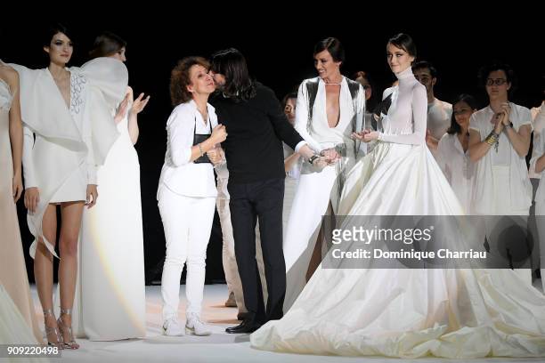 Designer Stephane Rolland, Nieves Alvarez and models on stage during the Stephane Rolland Haute Couture Spring Summer 2018 show as part of Paris...