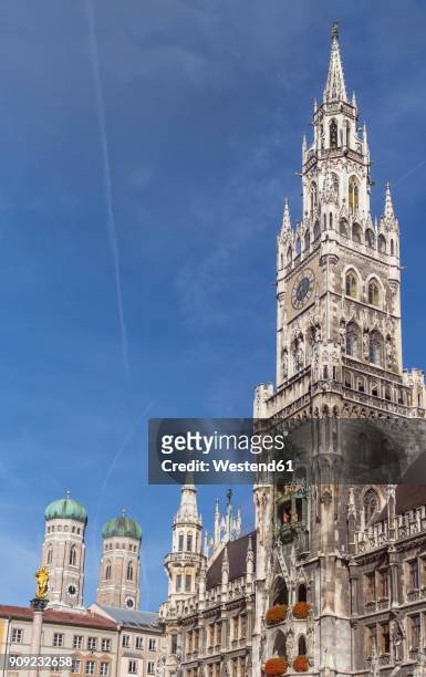 germany, bavaria, munich, marian column and frauenkirche and new town hall - munich glockenspiel stock pictures, royalty-free photos & images
