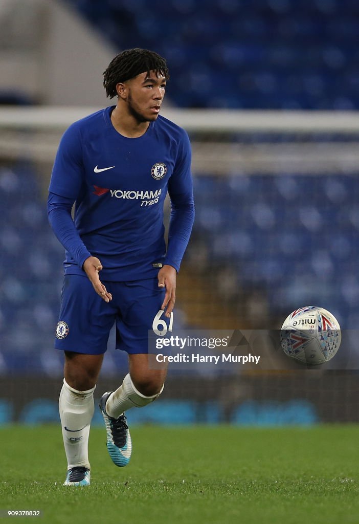 Chelsea U21 v Oxford United - Checkatrade Trophy