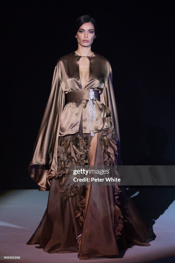 Stephane Rolland : Runway - Paris Fashion Week - Haute Couture Spring Summer 2018