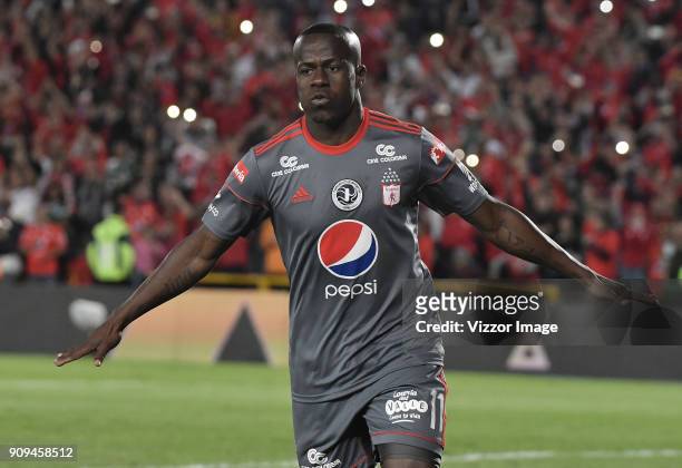 Carmelo Valencia of America de Cali celebrates after scoring the first goal of his team during the match between America de Cali and Deportivo Cali...