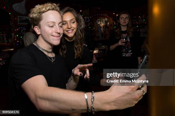 Raheem Cook 1,439点のRachel Cookのストックフォト、写真、画像 - Getty Images
