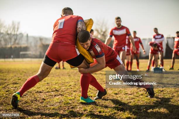 Laying Rugby Rugby Players Running Photos and Premium High Res Pictures - Getty Images