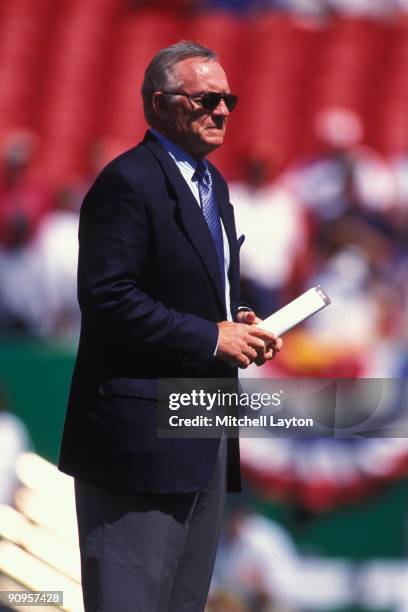 Jerry Jones, owner of the Dallas Cowboys, looks on before a NFL football game against the Washington Redskins on September 12, 1999 at Jack Kente...