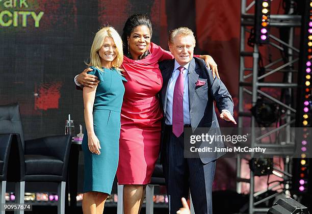 Kelly Ripa, Regis Philbin and Oprah Winfrey attend "The Oprah Winfrey Show: Fridays Live from New York" at Rumsey Playfield, Central Park on...