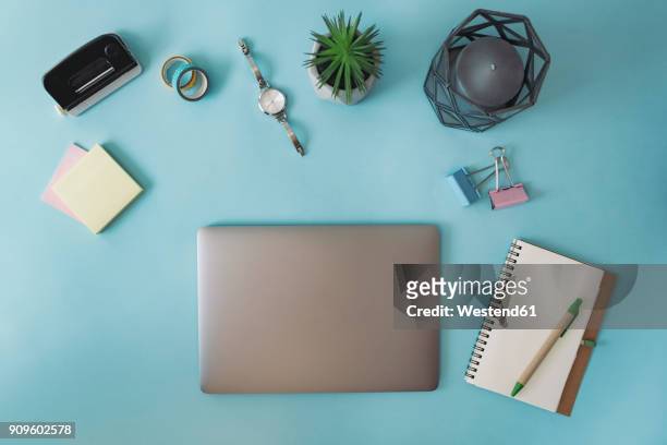 business desk from above - hole punch stock pictures, royalty-free photos & images