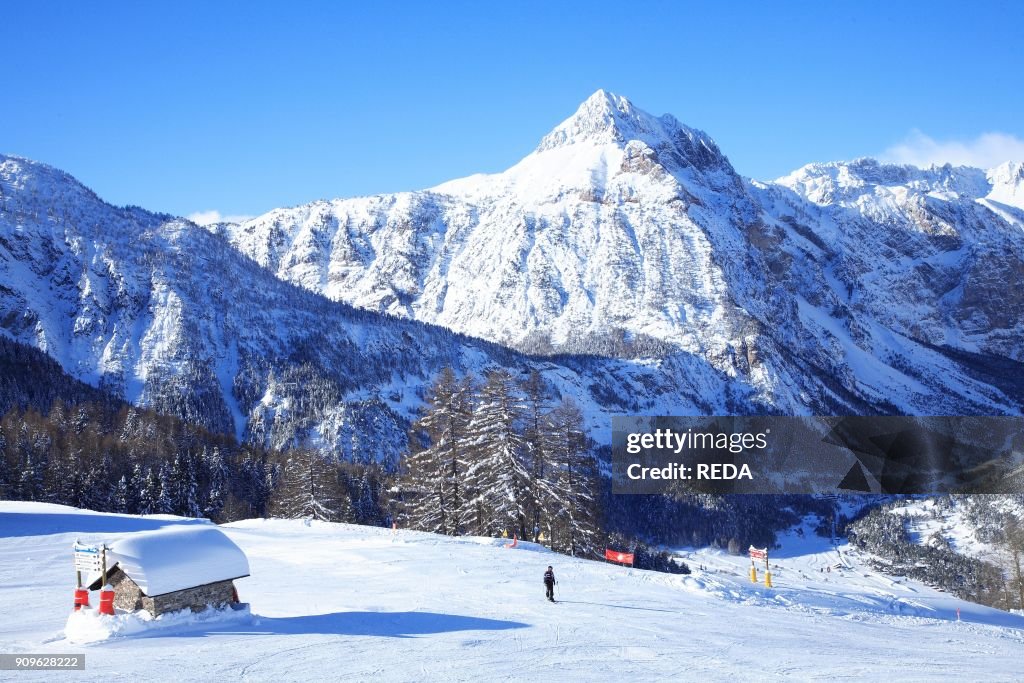 Chairlift. Melezet. Bardonecchia. Piemonte. Italy. Europe