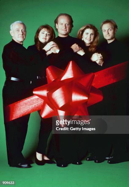 Christmas in Washington." John Mahoney, Jane Leeves, Kelsey Grammer, Peri Gilpin and David Hyde Pierce star in Frasier. Photo NBC