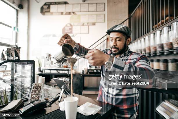 making delicious tea at tea bar - hot chocolate bar stock pictures, royalty-free photos & images