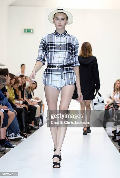 Models walk down the catwalk during the Margaret Howell Fashion Spring/Summer 2010 show at London Fashion Week 2009 at the Margaret Howell Store on...