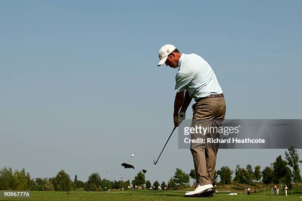 Richard Green of Australia tee's off at the 7th during the third round of the Austrian Golf Open at Fontana Golf Club on September 19, 2009 in...