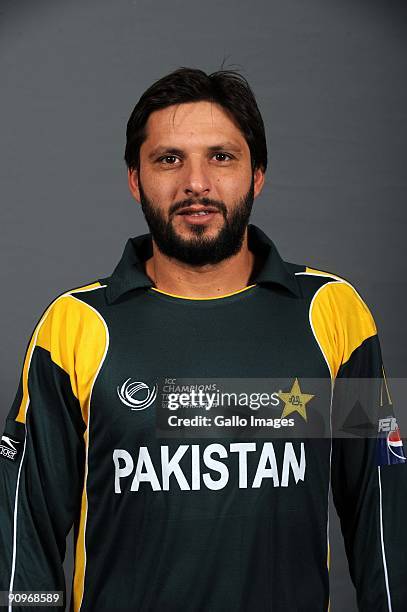 Shahid Afridi poses during the ICC Champions photocall session of the Pakistan cricket team at Sandton Sun on September 19, 2009 in Sandton, South...