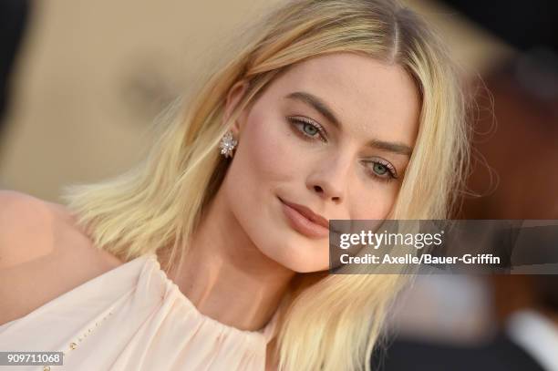 Actress Margot Robbie attends the 24th Annual Screen Actors Guild Awards at The Shrine Auditorium on January 21, 2018 in Los Angeles, California.