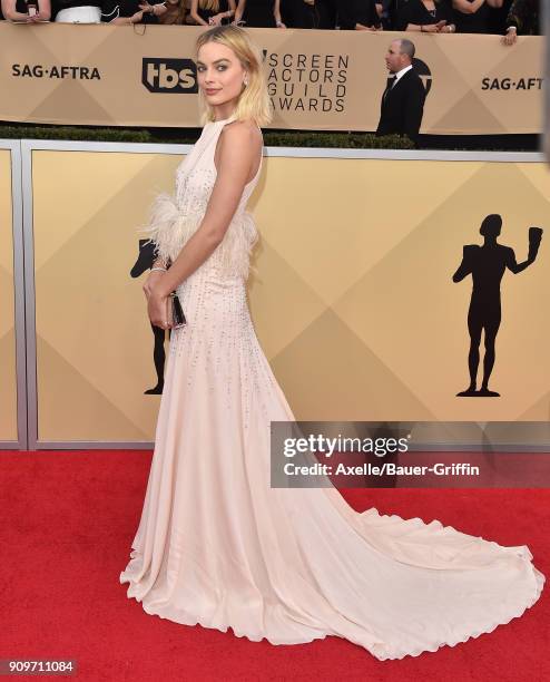 Actress Margot Robbie attends the 24th Annual Screen Actors Guild Awards at The Shrine Auditorium on January 21, 2018 in Los Angeles, California.