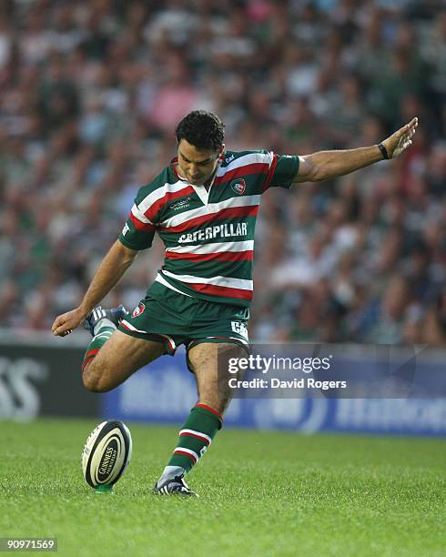 Jeremy Staunton of Leicester kicks a penalty during the Guinness Premiership match between Leicester Tigers and Newcastle Falcons at Welford Road on...