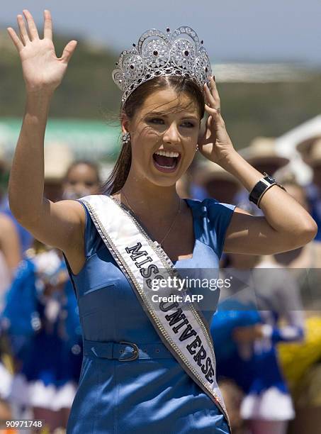 Miss Universe 2009 Stefania Fernandez arrives at "Simon Bolivar" Airport in La Guaira to visit her country by the first time after being crowned,...