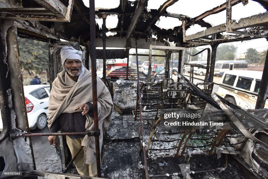 Mob Torches Bus In Protest Against Padmaavat At Gurugram's Sohna Road