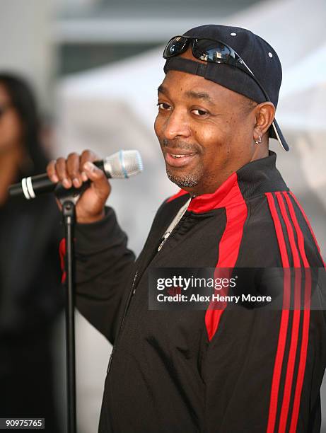 Chuck Rapper 7,838 The Art Of The Remix Photos & High Res Pictures - Getty Images