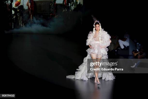 Model walks the runway in the Francis Montesinos show during Cibeles Madrid Fashion Week Spring/Summer 2010 at Pasarela Cibeles on September 20, 2009...