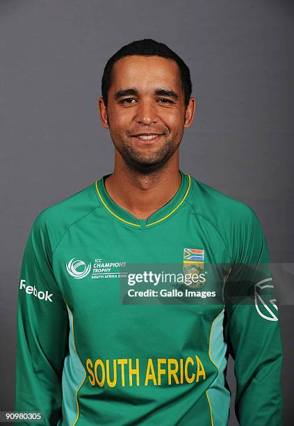 Robin Peterson of South Africa poses during an ICC Champions photocall session at Sandton Sun on September 19, 2009 in Sandton, South Africa.