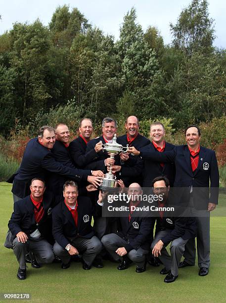 The victorious USA team Sonny Skinner, Eric Lippert, Mark Sheftic, Steve Scheitner, Craig Thomas, Scott Hebert, Mike Small, Brian Whitcomb , Kyle...