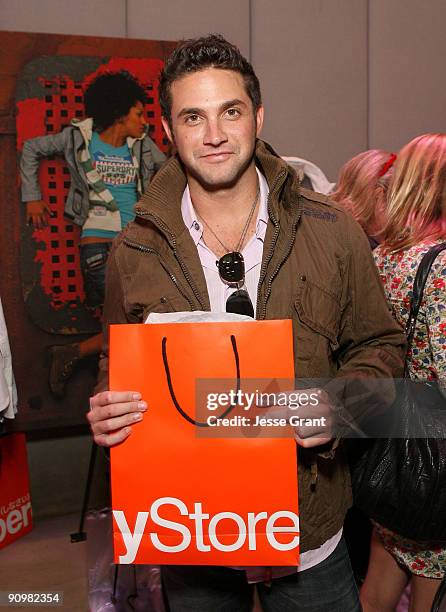 Actor Brandon Barash attends the Kari Feinstein Primetime Emmy Awardsat Zune LA on September 18, 2009 in Los Angeles, California.