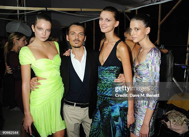 Matthew Williamson and models attend the Matthew Williamson show during London Fashion Week, on September 20, 2009 in London, England.