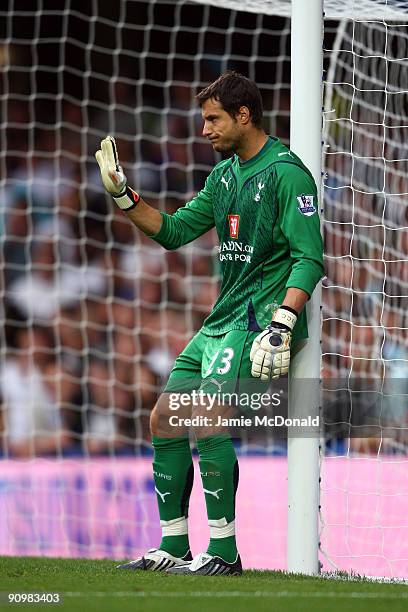Tottenham Hotspur goalkeeper Carlo Cudicini in action during the Barclays Premier League match between Chelsea and Tottenham Hotspur at Stamford...