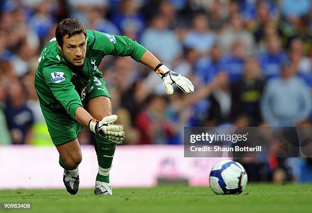 Tottenham Hotspur goalkeeper Carlo Cudicini in action during the Barclays Premier League match between Chelsea and Tottenham Hotspur at Stamford...