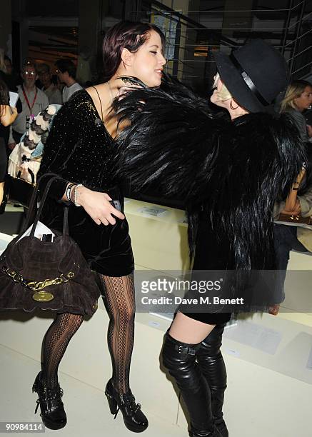 Peaches Geldof and Jaime Winstone attend the Unique show during London Fashion Week, on September 20, 2009 in London, England.