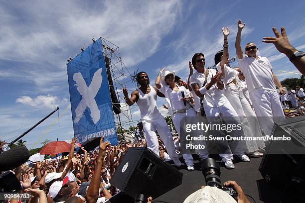 Musicians Olga Tanon of Puerto Rico, Juanes of Colombia, Miguel Bose of Spain and others greet the crowd prior to the concert Peace Without Borders,...