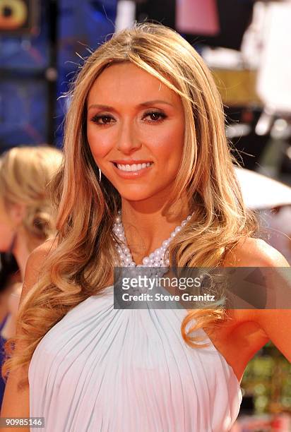 Personality Giuliana Rancic arrives at the 61st Primetime Emmy Awards held at the Nokia Theatre on September 20, 2009 in Los Angeles, California.