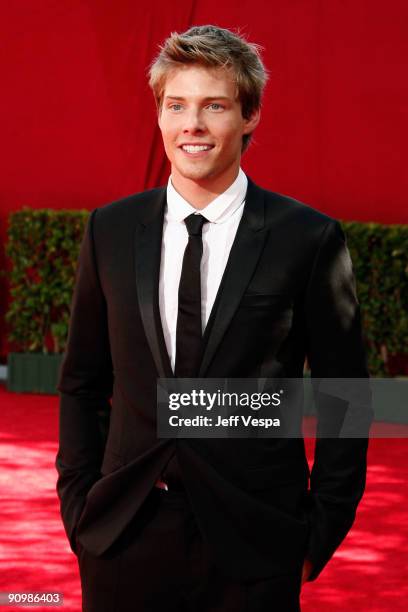 Actor Hunter Parrish arrives at the 61st Primetime Emmy Awards held at the Nokia Theatre on September 20, 2009 in Los Angeles, California.