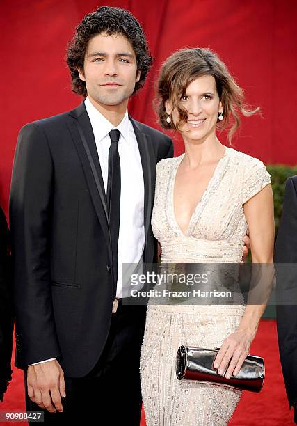 Actors Adrian Grenier and Perrey Reeves arrive at the 61st Primetime Emmy Awards held at the Nokia Theatre on September 20, 2009 in Los Angeles,...