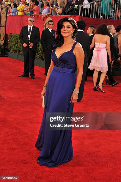 Actress Shohreh Aghdashloo arrives at the 61st Primetime Emmy Awards held at the Nokia Theatre on September 20, 2009 in Los Angeles, California.