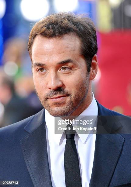 Actor Jeremy Piven arrives at the 61st Primetime Emmy Awards held at the Nokia Theatre LA Live on September 20, 2009 in Los Angeles, California.