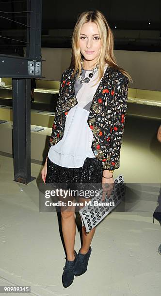 Olivia Palermo attends the Unique show during London Fashion Week, on September 20, 2009 in London, England.