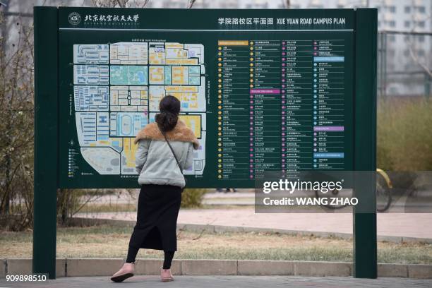 Guid Board 22 Guideboard Stock Photos, High-Res Pictures, and Images - Getty Images