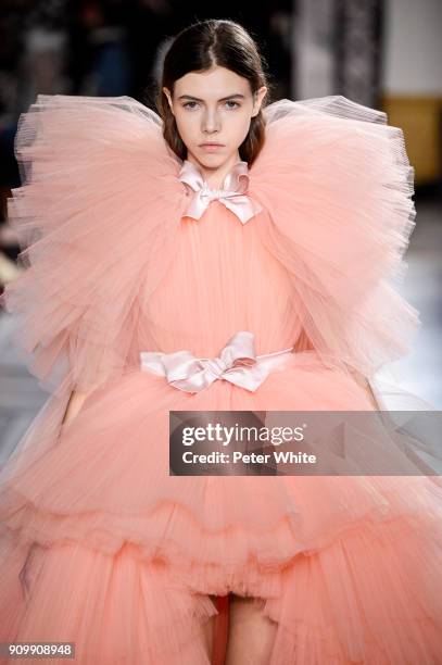 Lea Julian walks the runway during the Giambattista Valli Spring Summer 2018 show as part of Paris Fashion Week on January 22, 2018 in Paris, France.