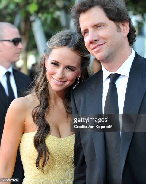 Actress Jennifer Love Hewitt and actor Jaime Kennedy arrives at the 61st Primetime Emmy Awards held at the Nokia Theatre LA Live on September 20,...
