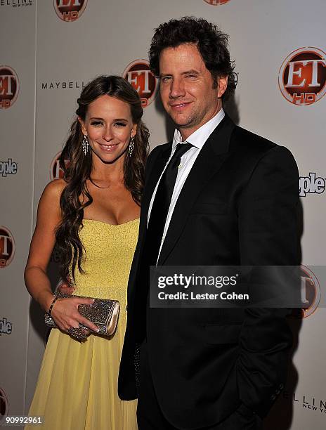 Actors Jennifer Love Hewitt and Jamie Kennedy arrive at the 13th Annual Entertainment Tonight and People Magazine Emmys After Party at the Vibiana on...