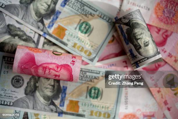 Bonus Rmb 1,030 Rmb Investment Stock Photos, High-Res Pictures, and Images ...