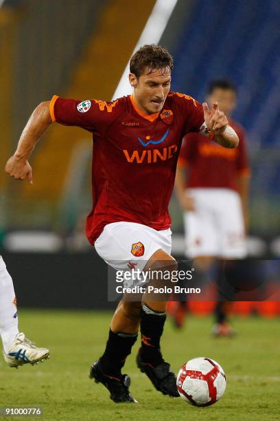 Francesco Totti of AS Roma in action during the Serie A match between AS Roma and ACF Fiorentina at Olimpico Stadium on September 20, 2009 in Rome,...