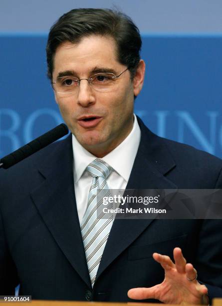 Federal Communications Commission Chairman Julius Genachowski speaks at the Brookings Institution on September 21, 2009 in Washington, DC. The...