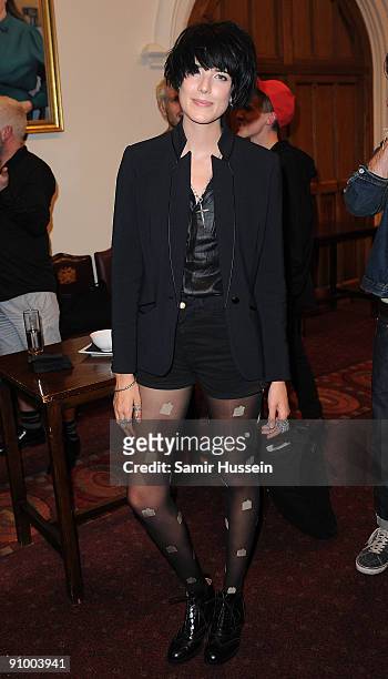Agyness Deyn poses backstage ahead of the House of Holland fashion show at the Guildhall during London Fashion Week on September 21, 2009 in London,...