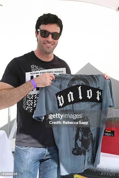 Actor Reid Scott attends the Kari Feinsten Primetime Emmy Awards style lounge at Zune LA on September 17, 2009 in Los Angeles, California.