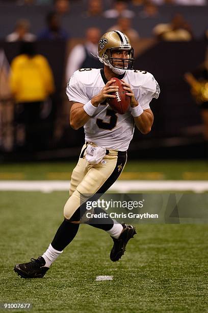 Joey Harrington of the New Orleans Saints during the game against the Miami Dolphins at the Louisiana Superdome on September 3, 2009 in New Orleans,...